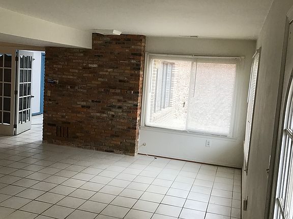 5th image of 18431 Allspice Dr