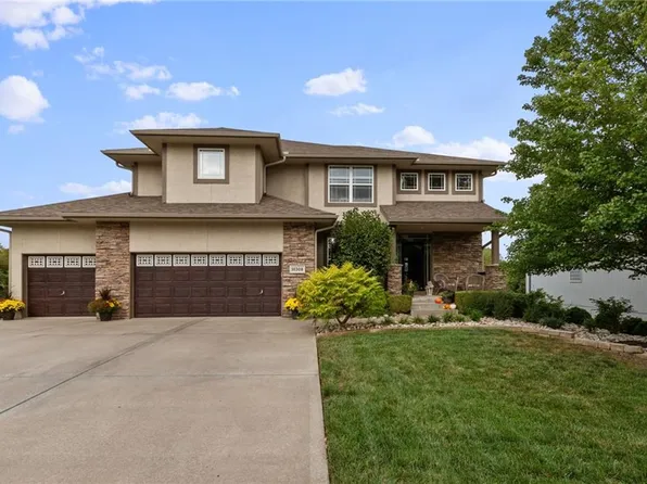 10308 N Farley Ave, Kansas City, MO 64157