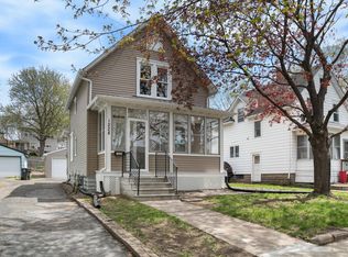 1228 Bradley St, Saint Paul, MN 55130