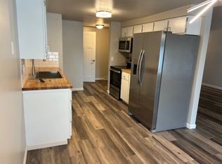 430 E 1st Ave APT A, Appleton, WI 54911