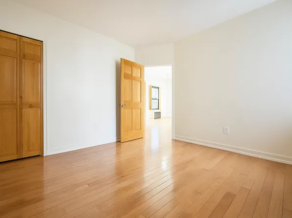 79 Haven Avenue image 6 of 8