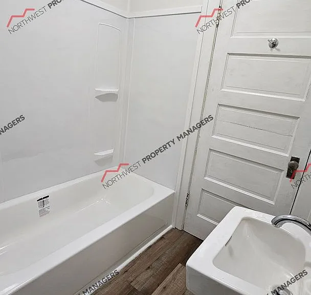 509 N Rock St — Photo 18