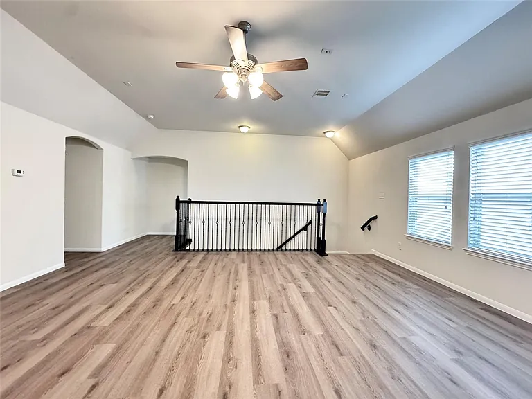 3010 Overbrook Meadow Ln — Photo 27