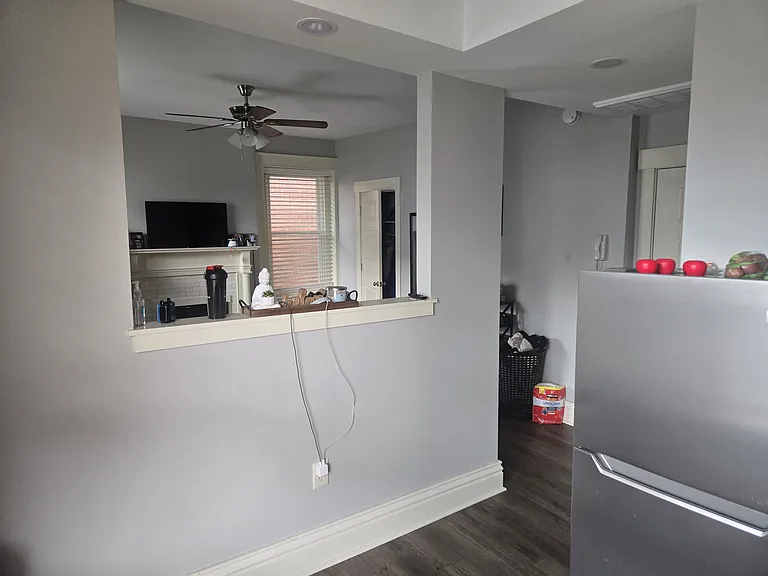 407 Kensington Ct #2 — Photo 25