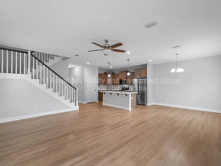 181 Johnson Ct — Photo 7