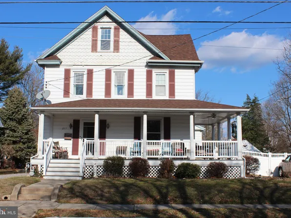 217 Villanova Rd, Glassboro, NJ 08028