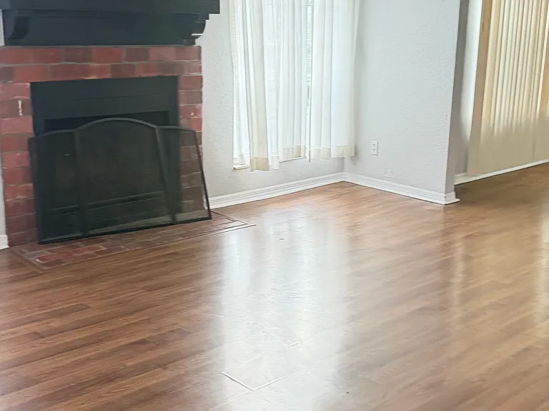 975 Northern Dancer Way #203 — Photo 2