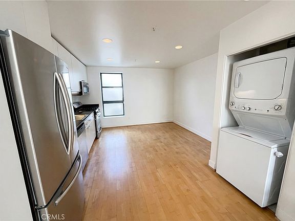 3rd image of 161 Gilbert St APT 16