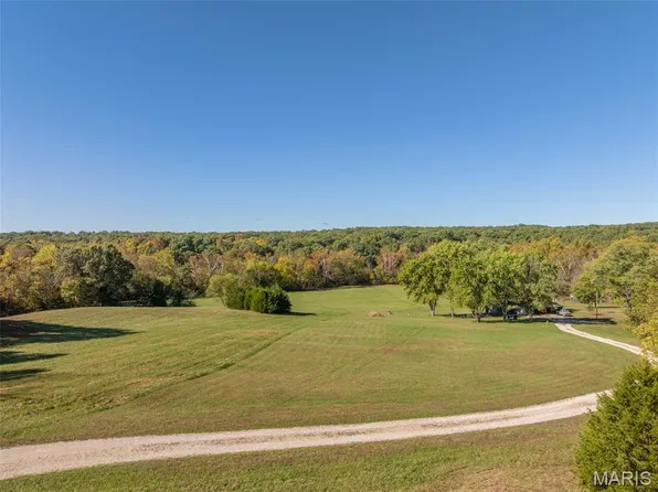 22786 Sunset Valley Ln, Warrenton, MO 63383