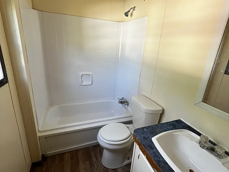 316 Woodmarsh Ln — Photo 8