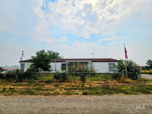 3905 1st Ln E, Parma, ID 83660