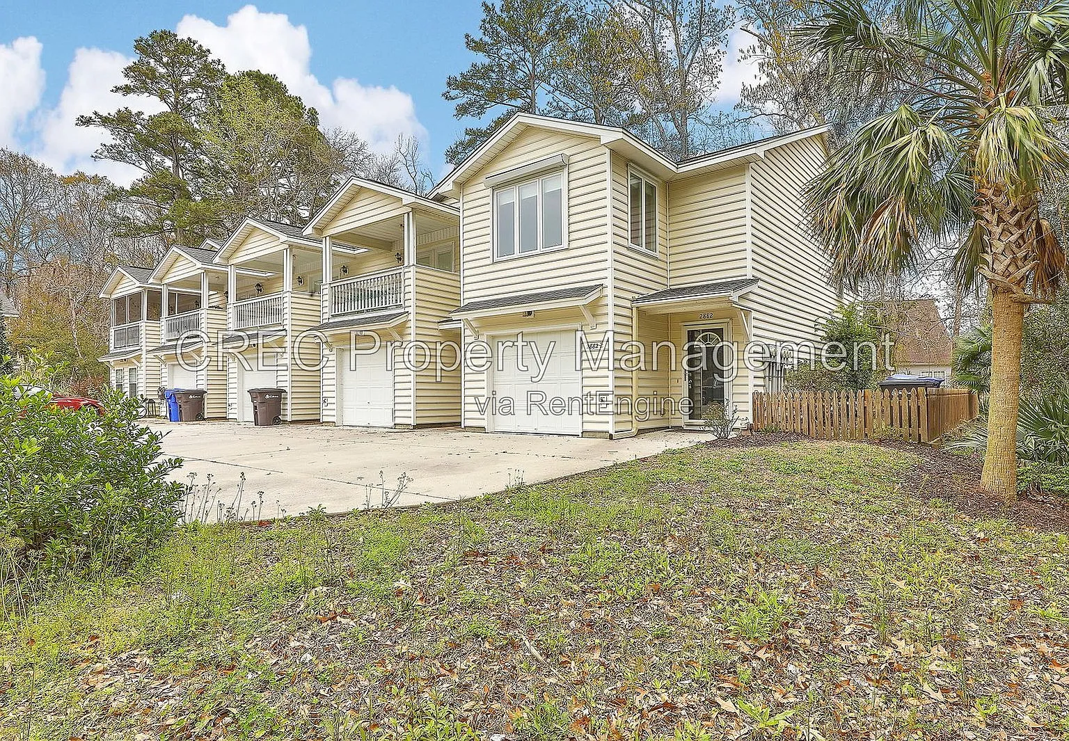 2 bed, 1.5 bath, 1212 sqft, $2,400 — Photo 2