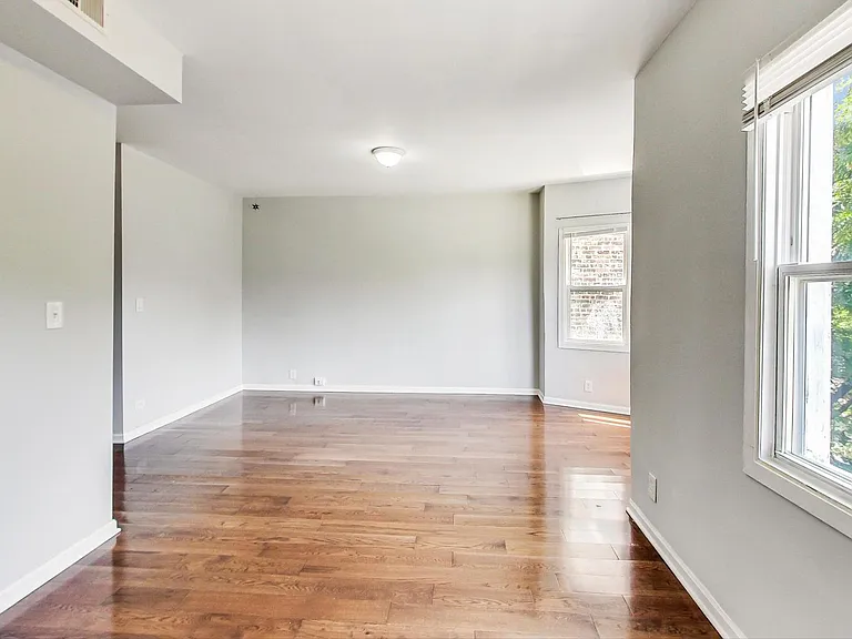 1725 N Kedzie Ave #2 — Photo 4