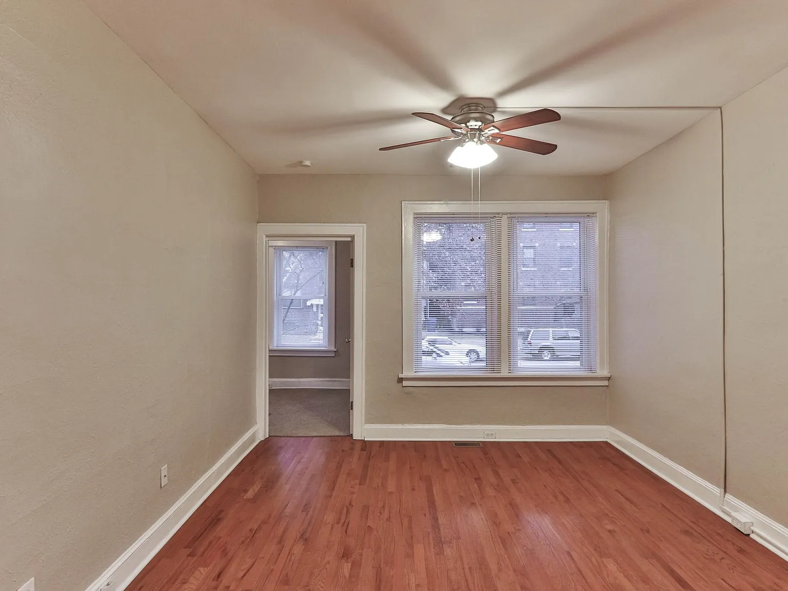 3 bed, 1450 sqft, $1,795 — Photo 2