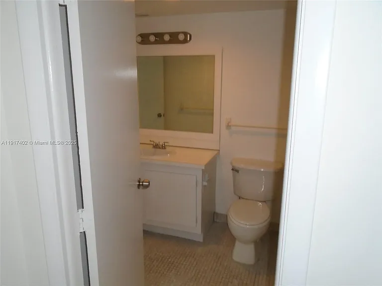 4174 Inverrary Dr #1004 — Photo 25
