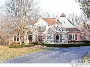 9406 Lake Ridge Dr, Clarkston, MI 48348