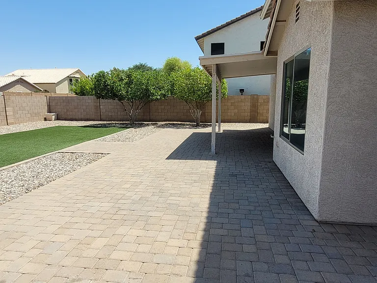 298 E Jasper Ct — Photo 6