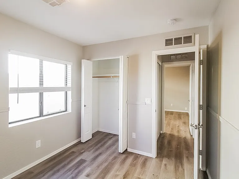 10317 W Monterosa Ave — Photo 13