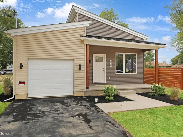 124 Hawthorne Ave, Ewing, NJ 08638