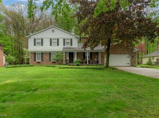 7749 Silver Fox Dr, Youngstown, OH 44512
