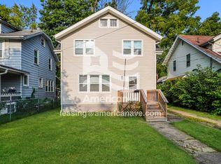 384 Grace Ave, Akron, OH 44320