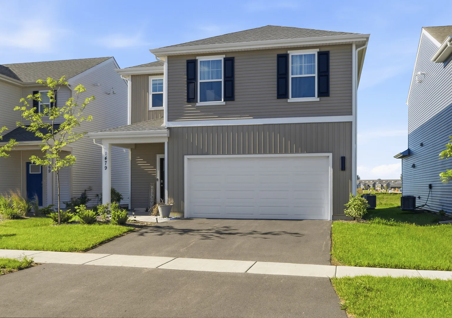 4 bed, 2.5 bath, 1953 sqft, $3,500 — Photo 2