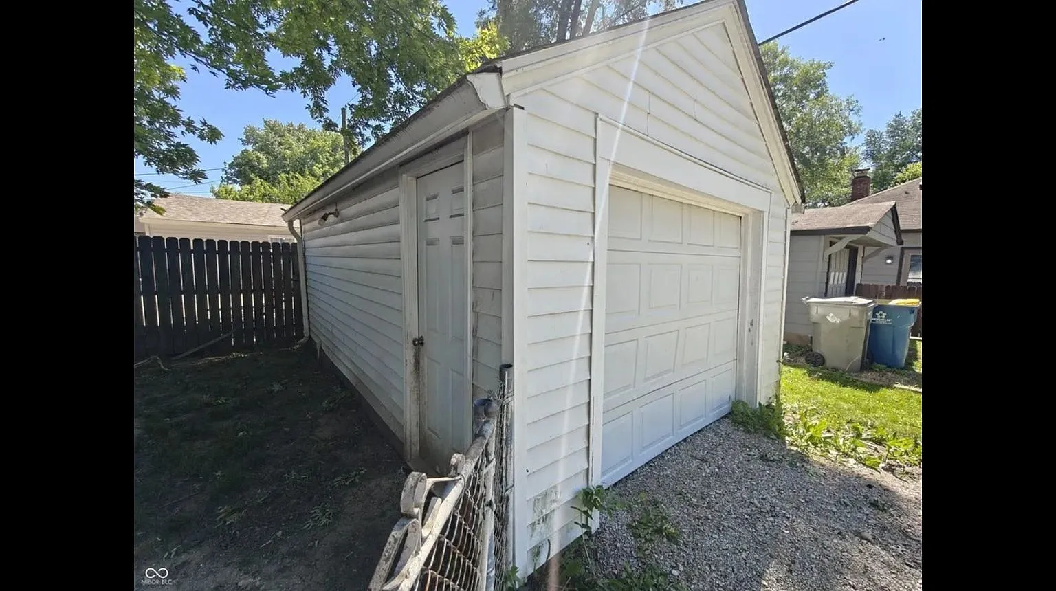 1942 Emerson AVE — Photo 4