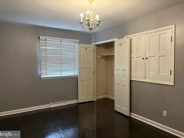1868 Pine Rd — Photo 22