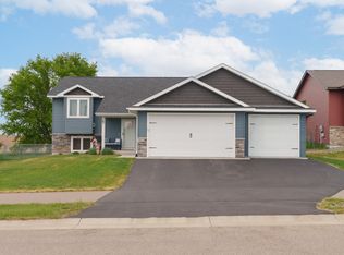 463 Prairie Rd, New Richmond, WI 54017