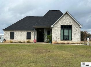 424 Pelican Grove Dr, Calhoun, LA 71225