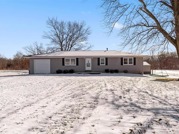 24174 Kelling Ln, Warrenton, MO 63383