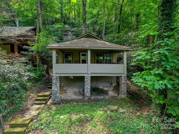 328 Texas Rd, Montreat City, NC 28711