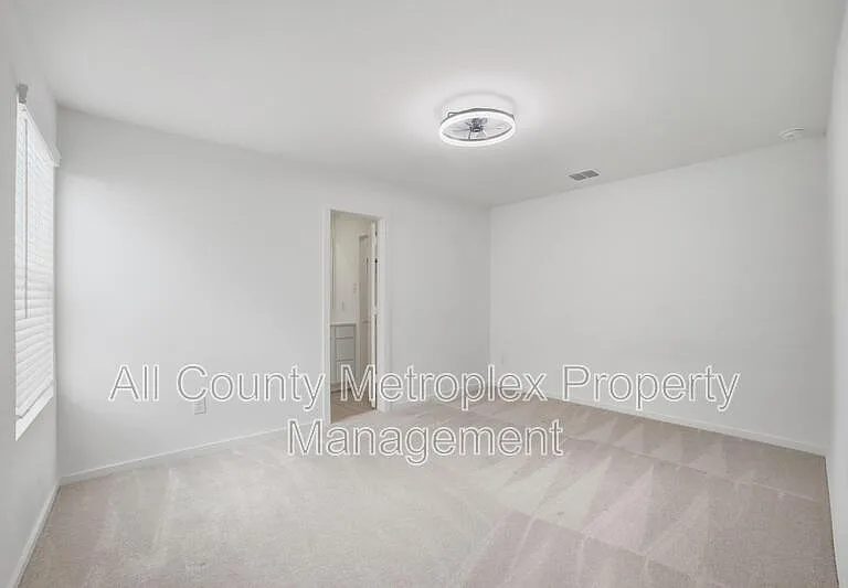 6225 Kingfisher Way — Photo 6