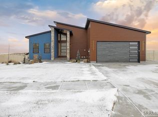 627 S Hidden Valley Rd, Rexburg, ID 83440