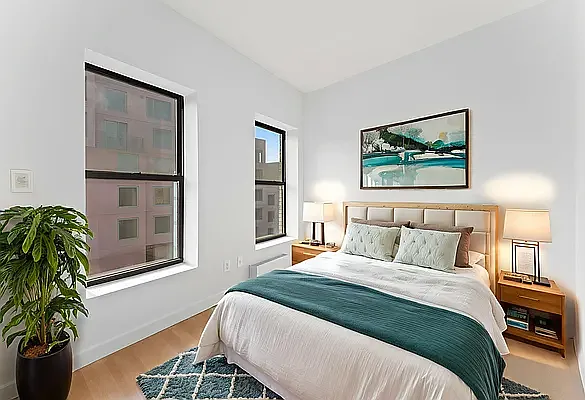 403 Myrtle Ave #2RR — Photo 3