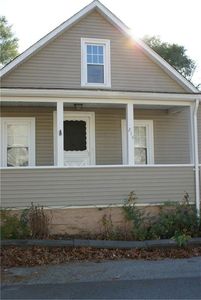 214 Chandler Ave, Pawtucket, RI, 02860
