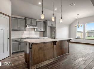 612 Carolyn Ridge Rd, Norman, OK 73071