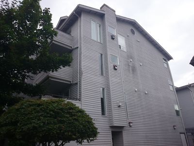 3435 California Ave SW APT 206, Seattle, WA, 98116