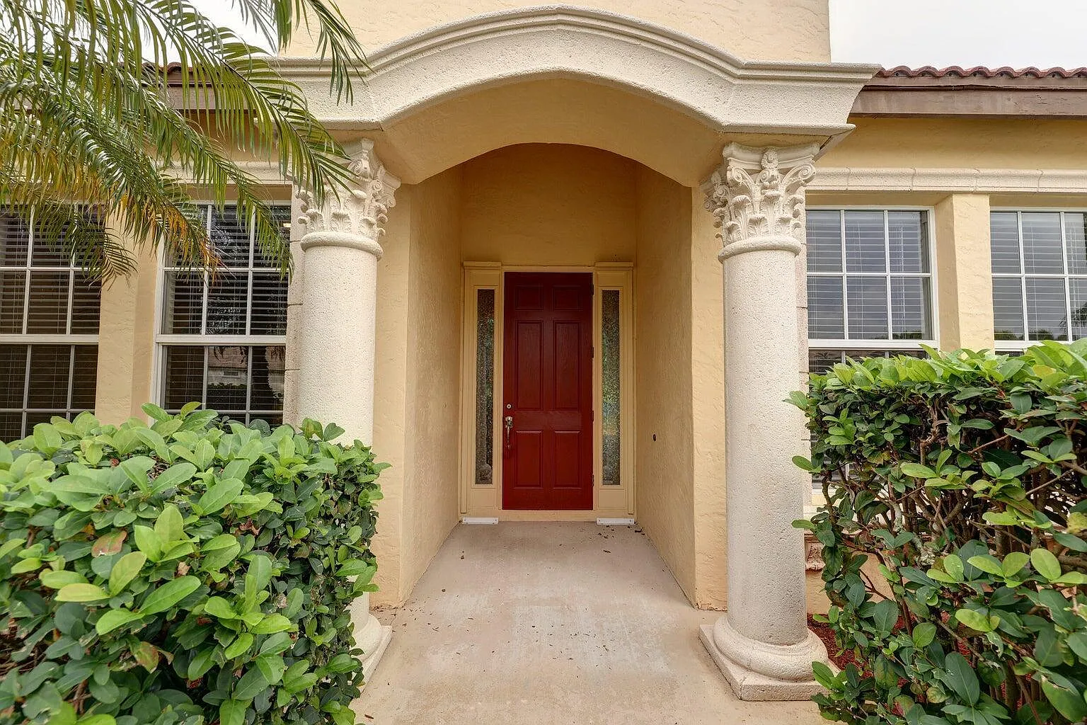 3 bed, 2.0 bath, 2388 sqft, $2,750 — Photo 3