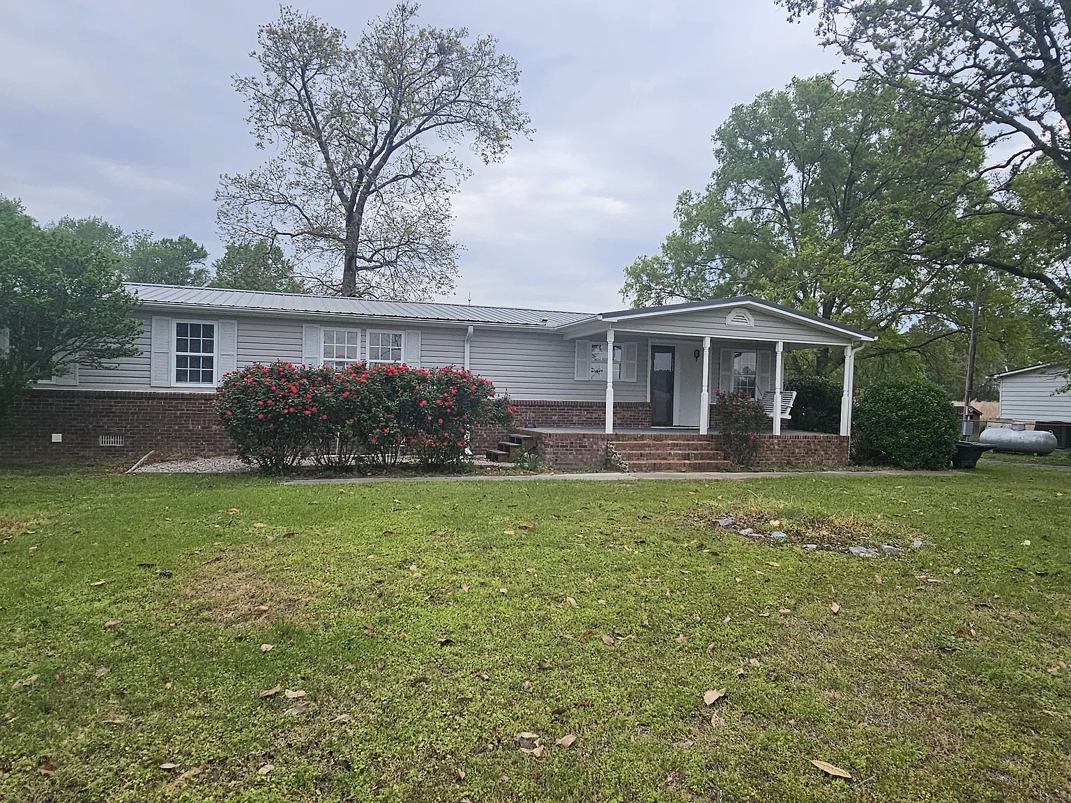 4129 Buck Rd — Photo 2