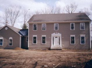 22A Philo Curtis Rd, Newtown, CT 06470