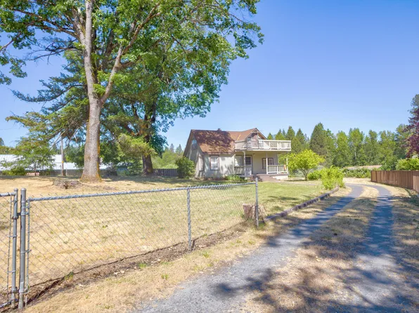 5480 Redwood Ave, Grants Pass, OR 97527