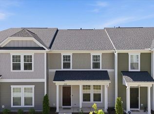 4909 Crescent Square St, Raleigh, NC 27616