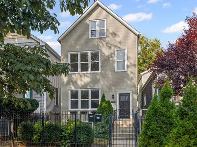 2032 N Whipple St, Chicago, IL, 60647