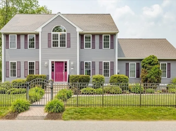 18-18A Hampden Ave, Burlington, MA 01803