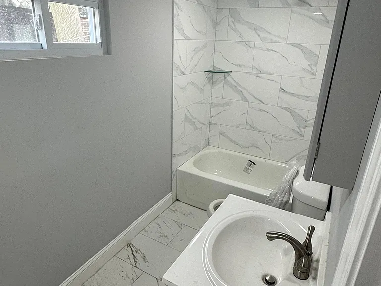 2727 N 29th St #1 — Photo 4
