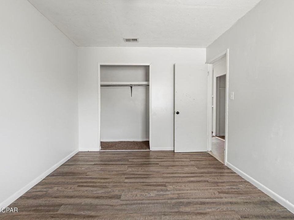 1st image of 1337 E Park Rd #T2