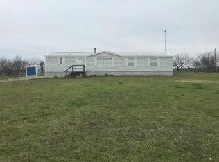 1389 Yellow Rock Rdg, Terrell, TX 75161