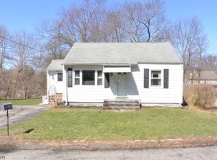 515 Dell Rd, Landing, NJ 07850