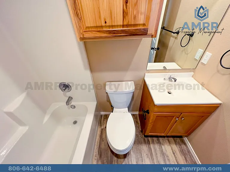 2407 N Ave N — Photo 18